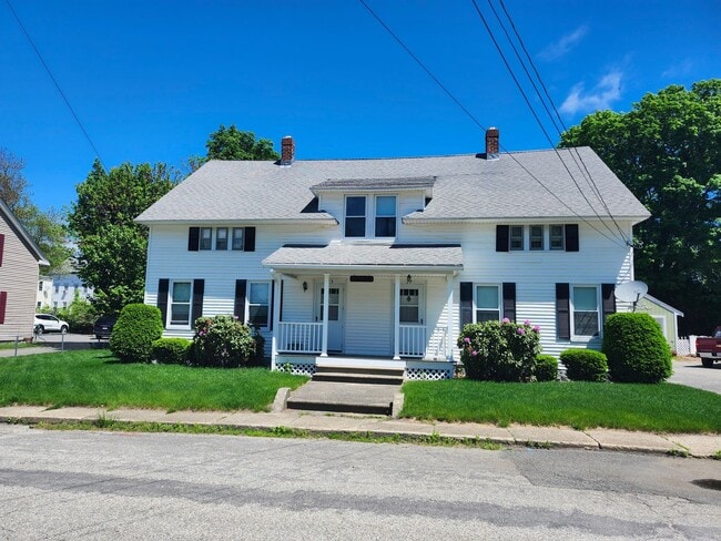 Building Photo - Elm Ln Unit 27 Rental