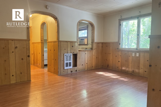 Photo - East Medford Victorian Upstairs Apartment