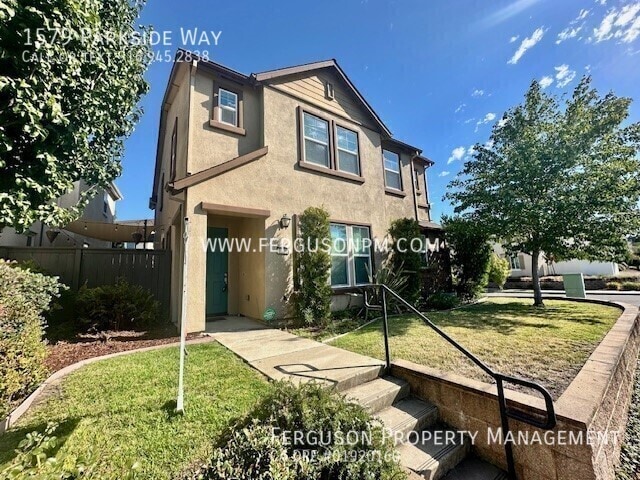 Photo - 1579 Parkside Way