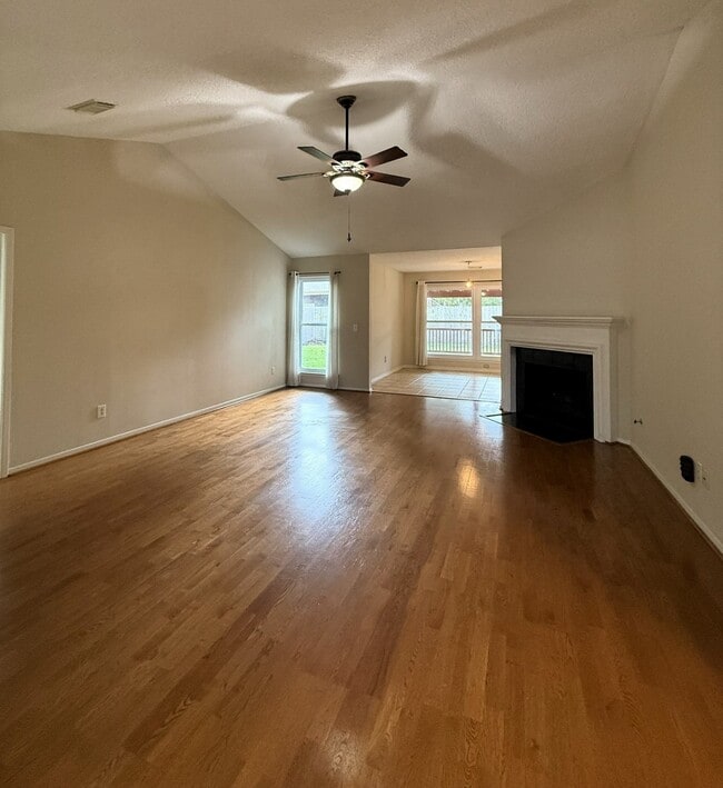 Photo - 5730 Forest Timbers Dr
