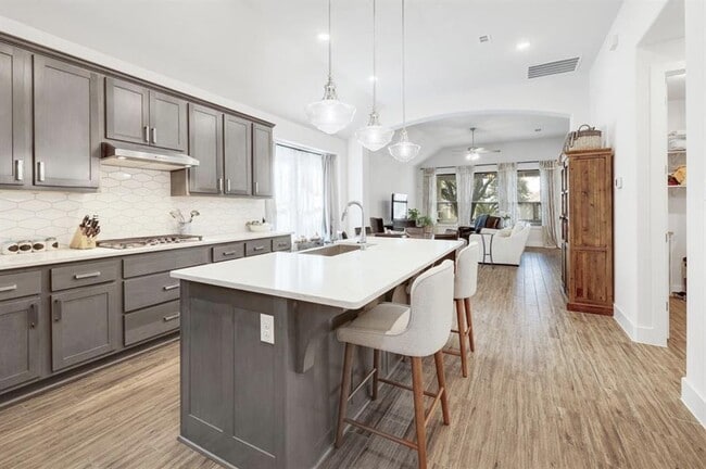 652 Pecan Bottom Trail