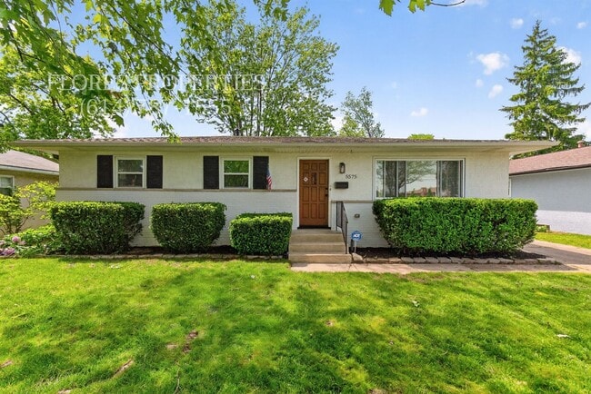 Photo - Newly Remodeled, Spacious House, 2 Car Garage