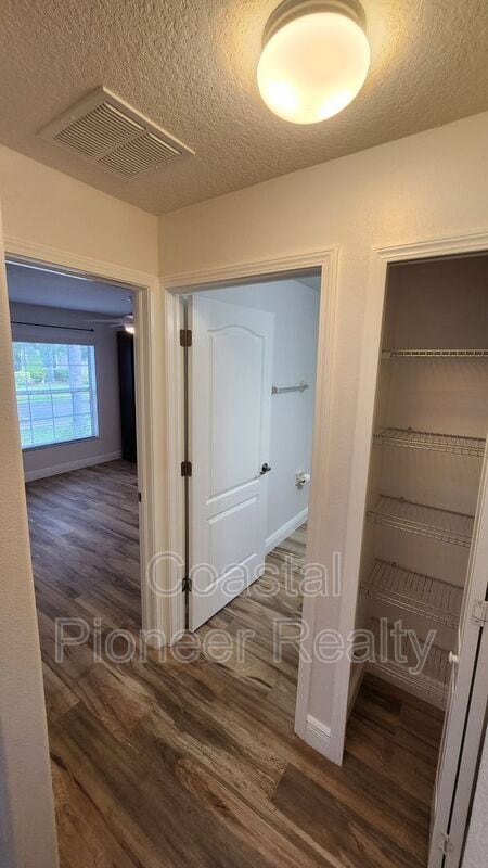 Photo - 11404 Holmbridge Ln