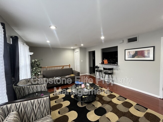 Photo - 67 Vaughan Dr