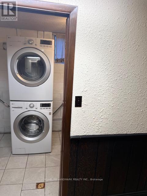 Photo - 1216 Shamir Crescent