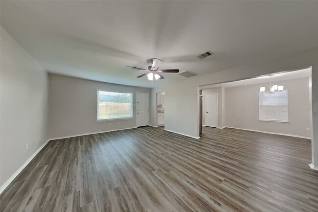 Photo - 4102 Sand Ripple Ln