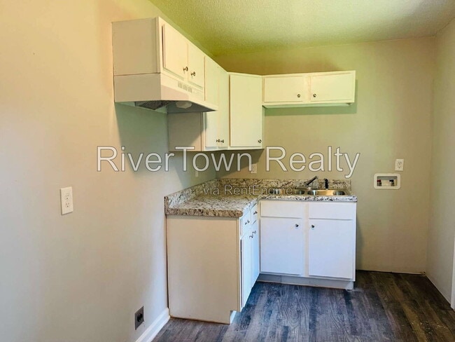 331 Elder Rd