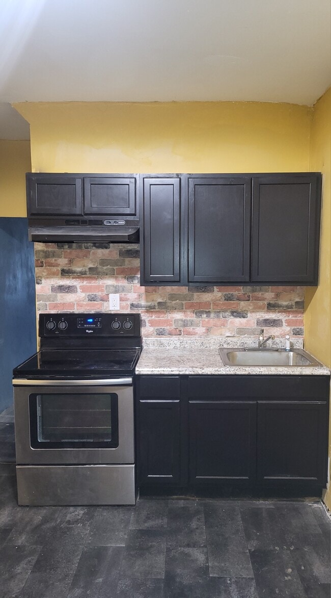 Photo - 1321 Race St