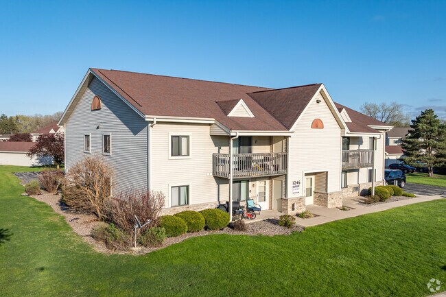 Primary Photo - Meadows of Mukwonago