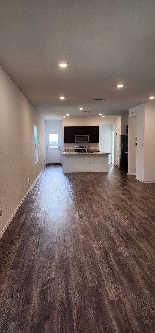 Photo - 4150 Admirals Bnd