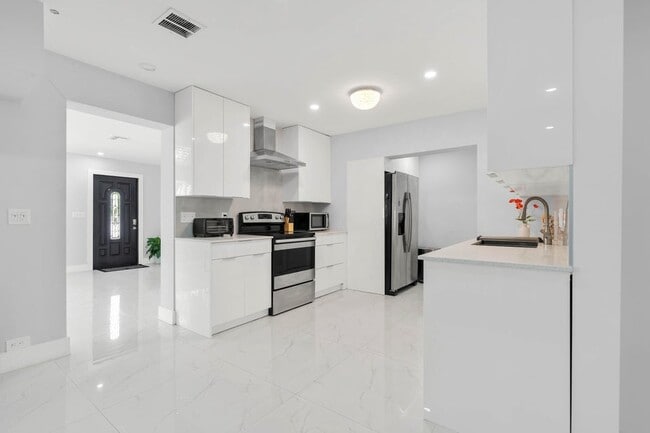 Photo - 255 Glouchester St