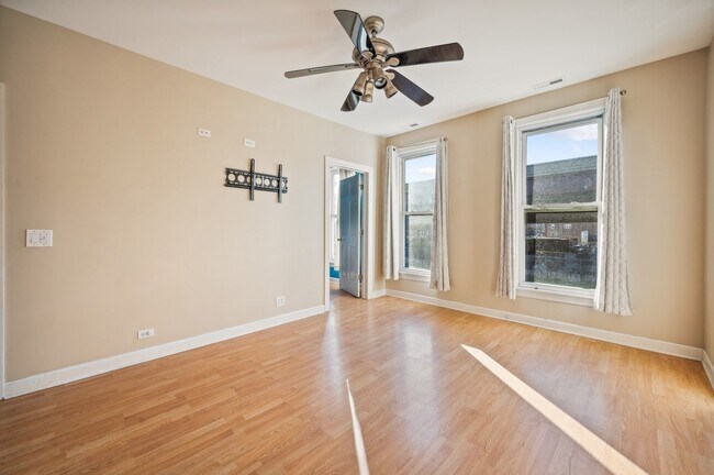 Photo - 1815 S Ruble St Unit 2