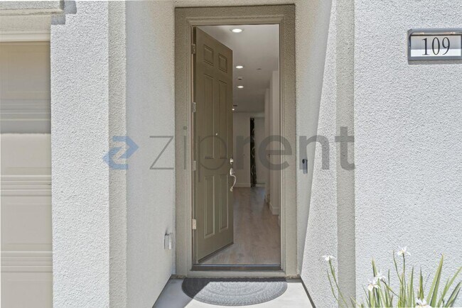 Photo - 109 Tranquil Ln