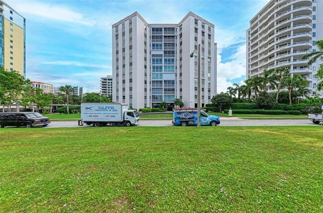 Photo - 435 S Gulfstream Ave Unidad 703