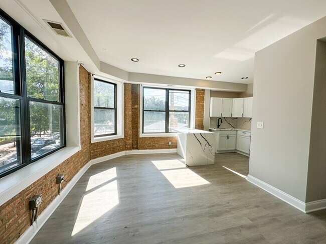 Photo - 6410 N Hoyne Ave Unit 3E