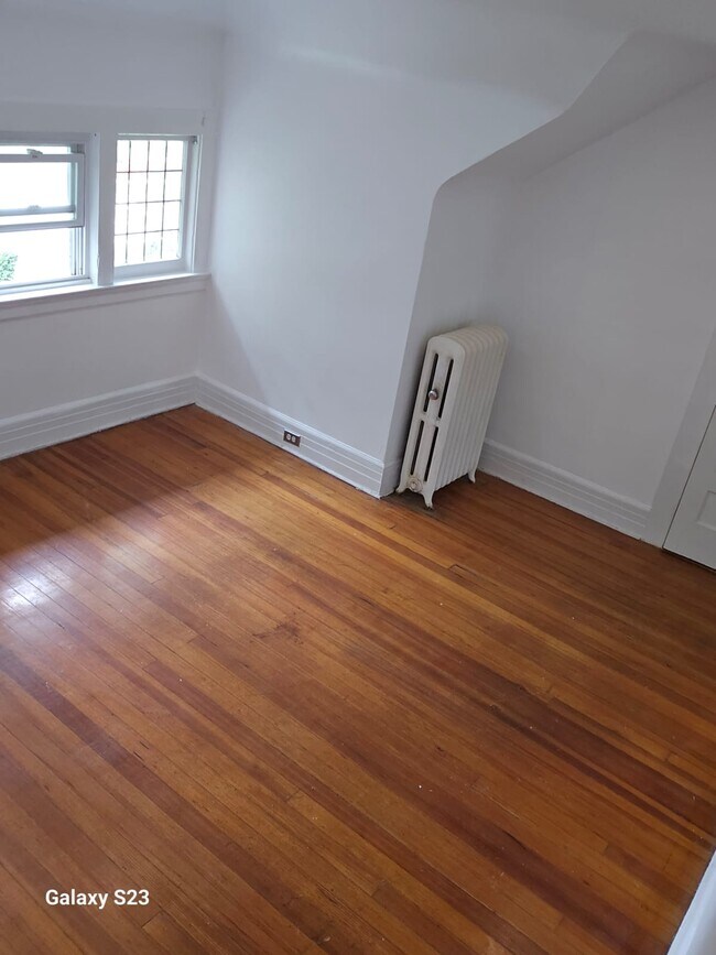 Photo - 114 Elm St Unit elm st apt 5