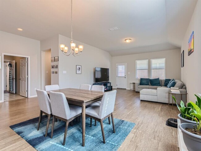 Photo - 11915 Mercantile Ln