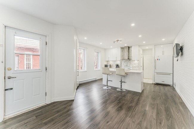 Photo - 824 Avenue du Mont-Royal E Unit 824