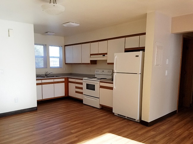 Photo - Harvard Street Apartments