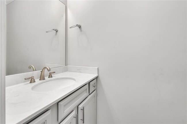 Photo - 505 Mariners Cir