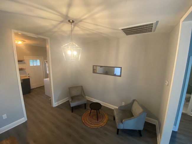 Photo - 3509 W 10th St