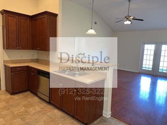 Photo - 20 Wesleyan Dr