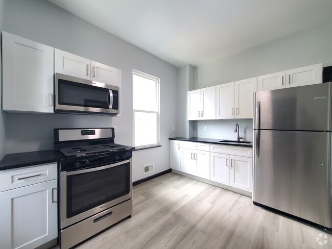 Building Photo - 82 Orient Ave Unit 1 Rental
