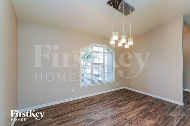 Photo - 1821 NW 23rd Ave