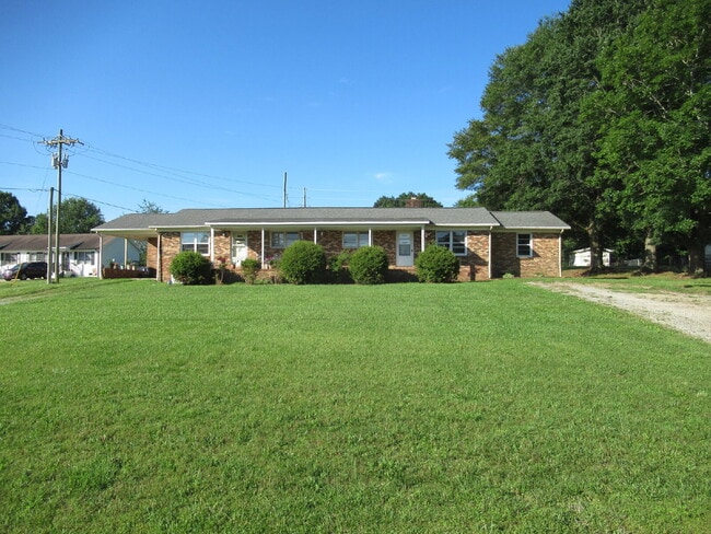 For Rent in the North Lincoln School Distr... - For Rent in the North Lincoln School Distr... Apartment