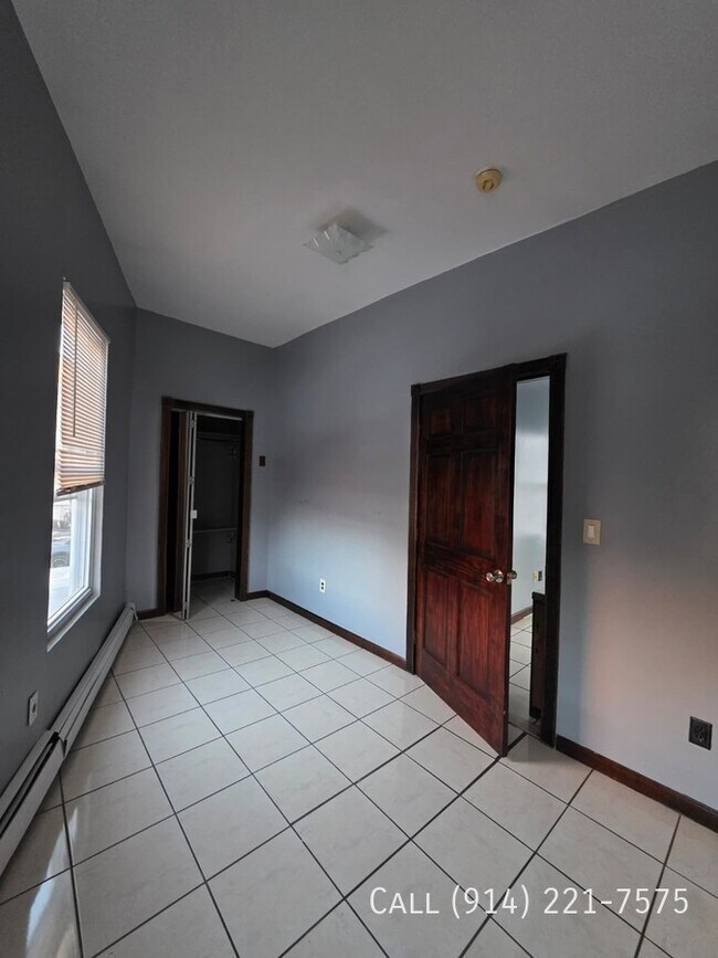 Photo - 104 Oak St Unit Apt 2