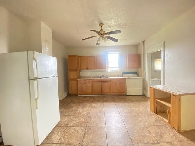 Photo - 216 Patton Ave NW Unit #1