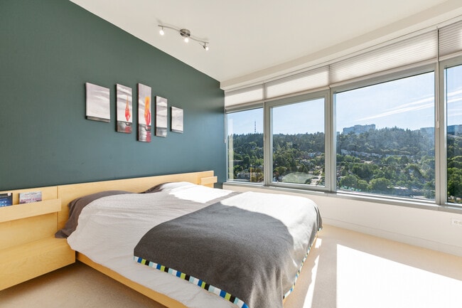 Photo - 3601 SW River Pky Unit 2100