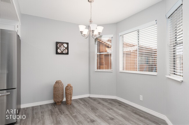 Photo - 818 Mesquite Springs Dr