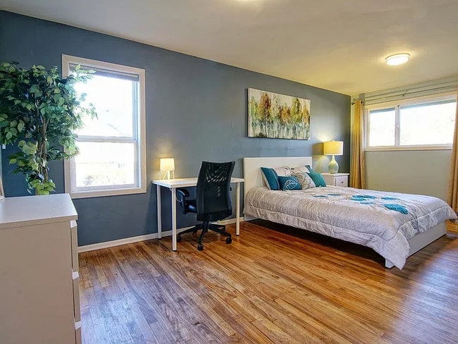 Photo - 6556 Cleopatra Pl NW