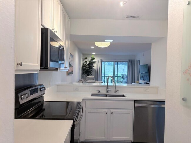 Photo - 2806 Plaza Terrace Dr Unit 2806