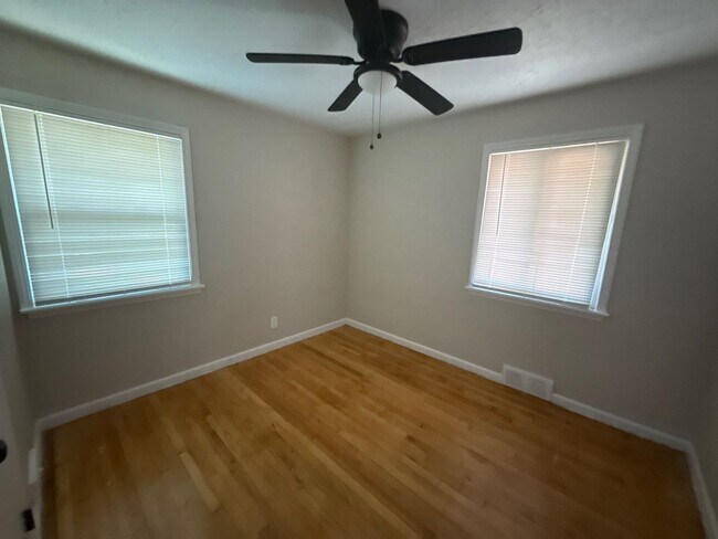 Photo - Fully Renovated 3-Bedroom Home – Move-In R...