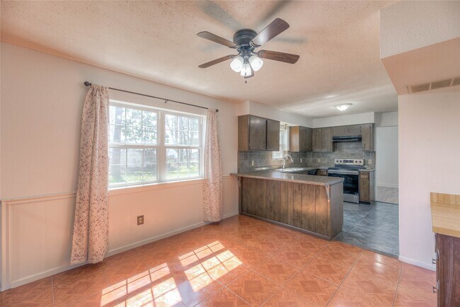 Photo - 25634 Chestnut Ln