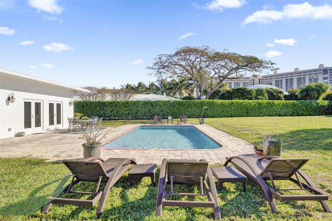 Photo - 26 Cayuga Rd