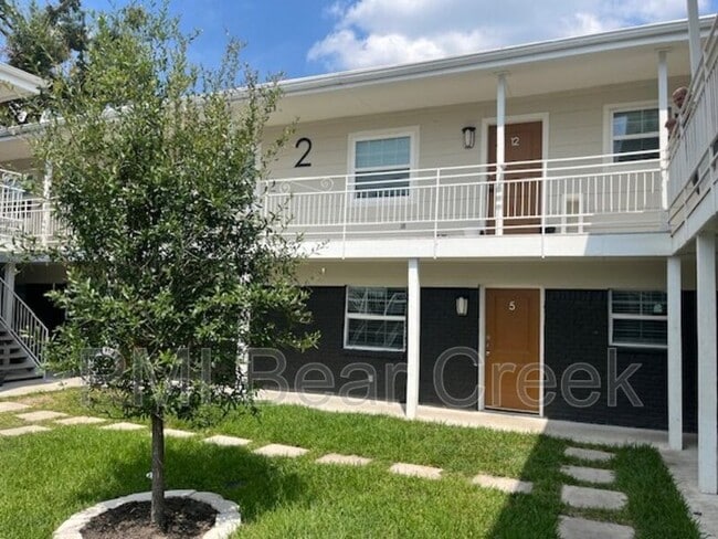 Building Photo - 1824 Thonig Rd Unit 5 Rental