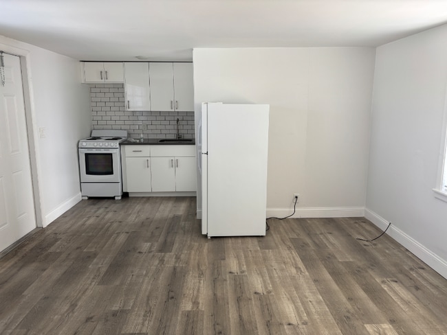 Photo - 3507 Broadway Unit 202