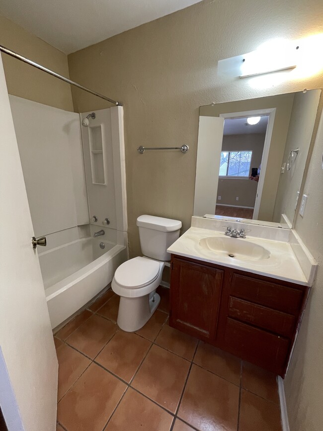 Photo - 9931 Village Briar