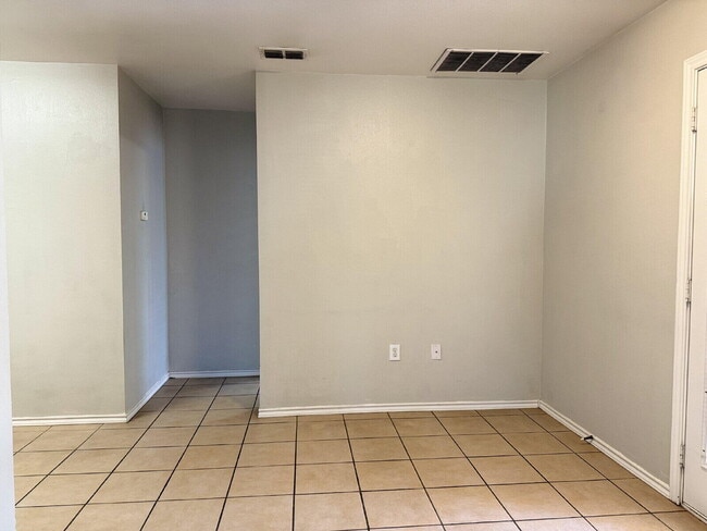 Photo - 304 N Brentwood Ave