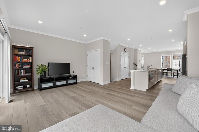 Photo - 1808 Parham Cir