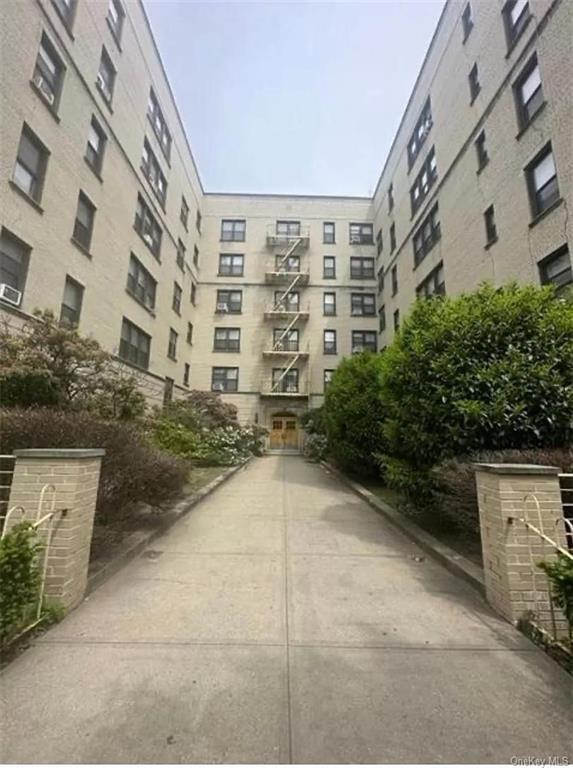 Photo - 4300 Martha Ave Unit 4L