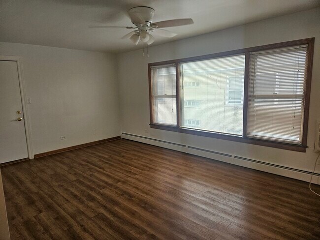 Photo - 1633 S Harlem Ave Unit 2W