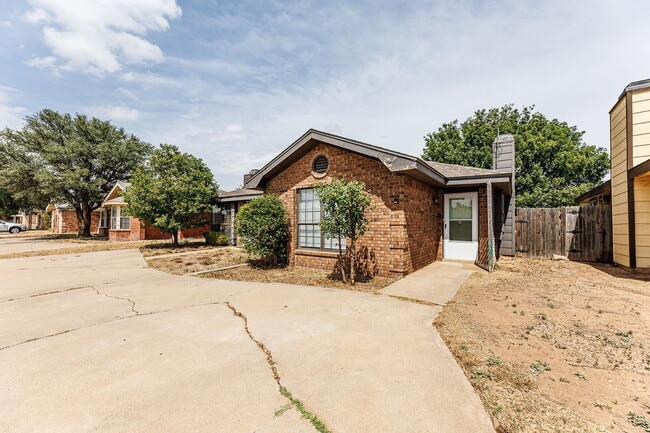 Photo - 2 bedroom 2 bathroom Duplex