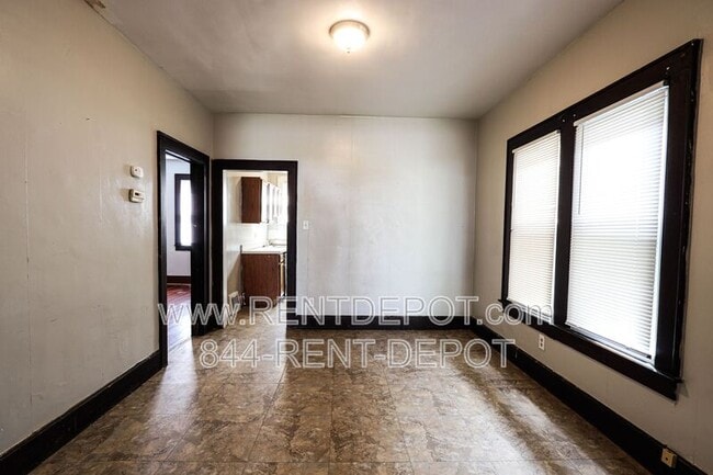 Photo - 1413 E Indiana St