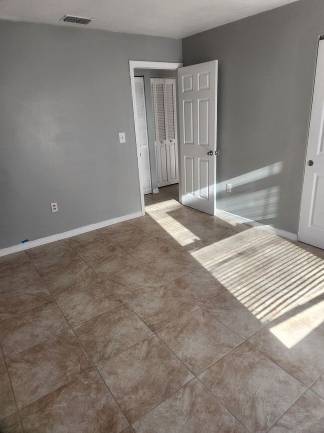 Photo - 2 Bedroom/2 Bath with rear lanai/porch are...