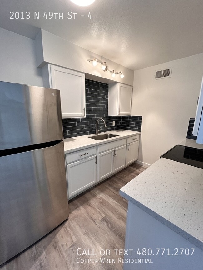 Building Photo - 2013 N 49th St Unit 4