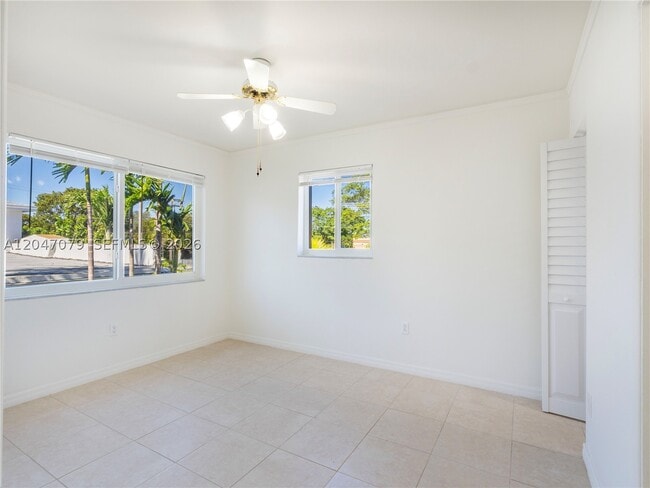 Photo - 3360 SW 6th St Unit Top